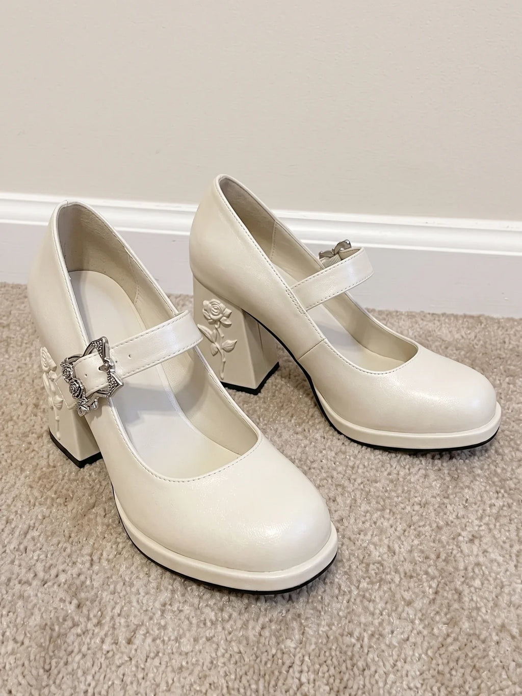 Rosalinde Rose Sculpture Mary Jane Heels